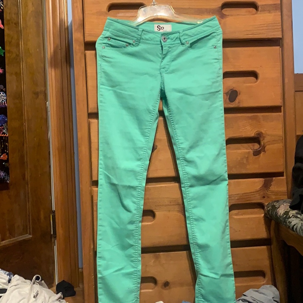 Mint green skinny jeans!